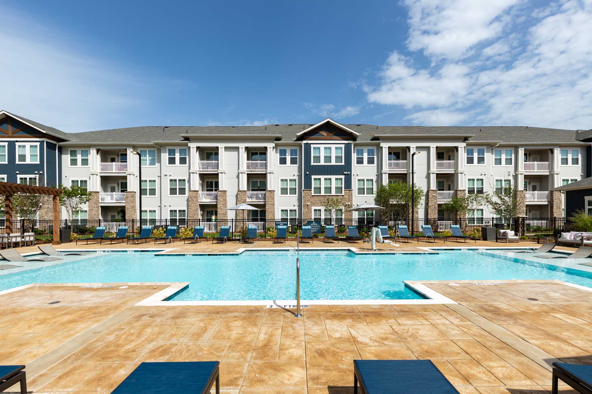 Promenade at Newnan Crossing Apartments, DST Capital Square Raising
