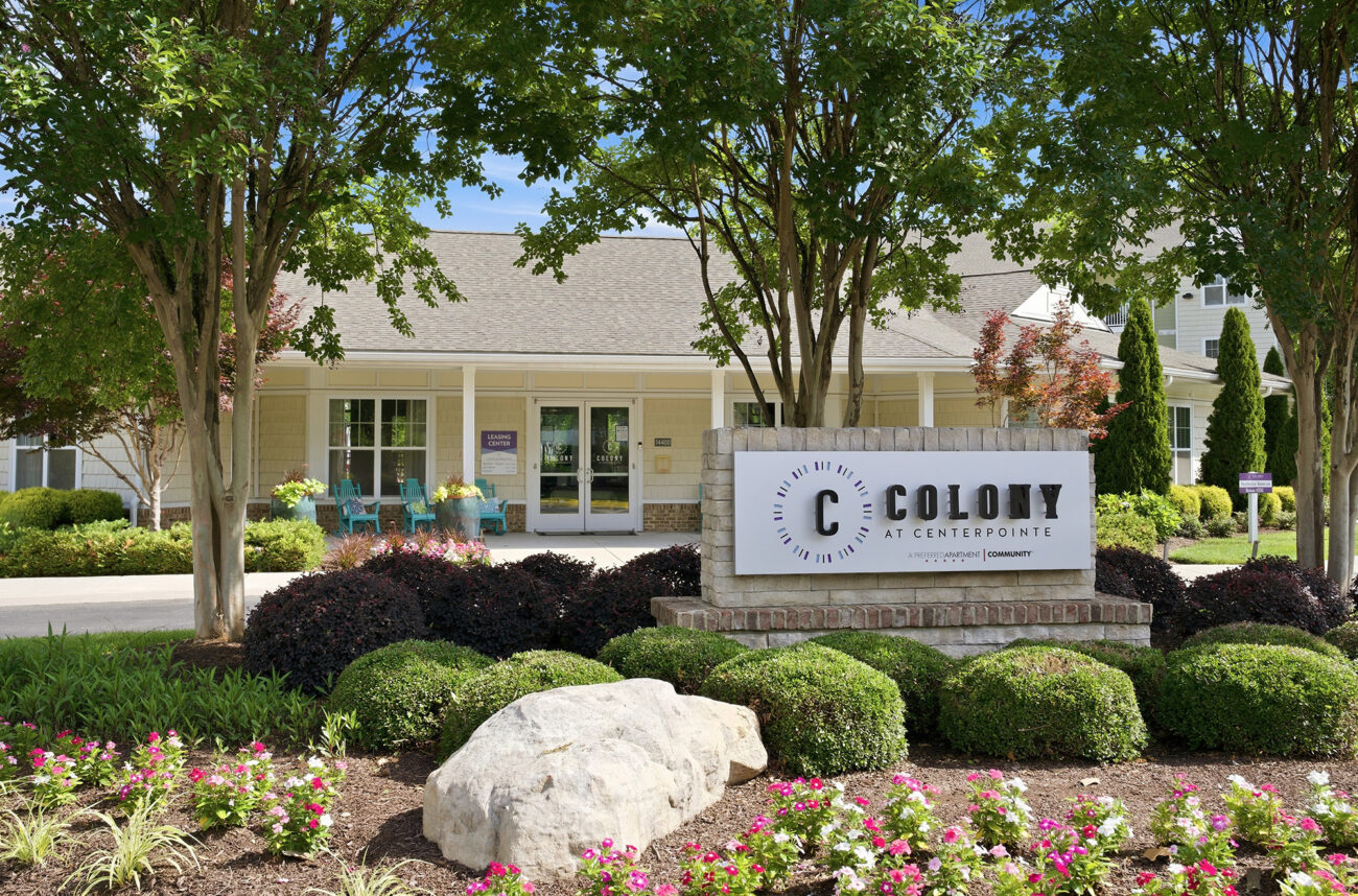 Colony at Centerpointe Entrance Sign